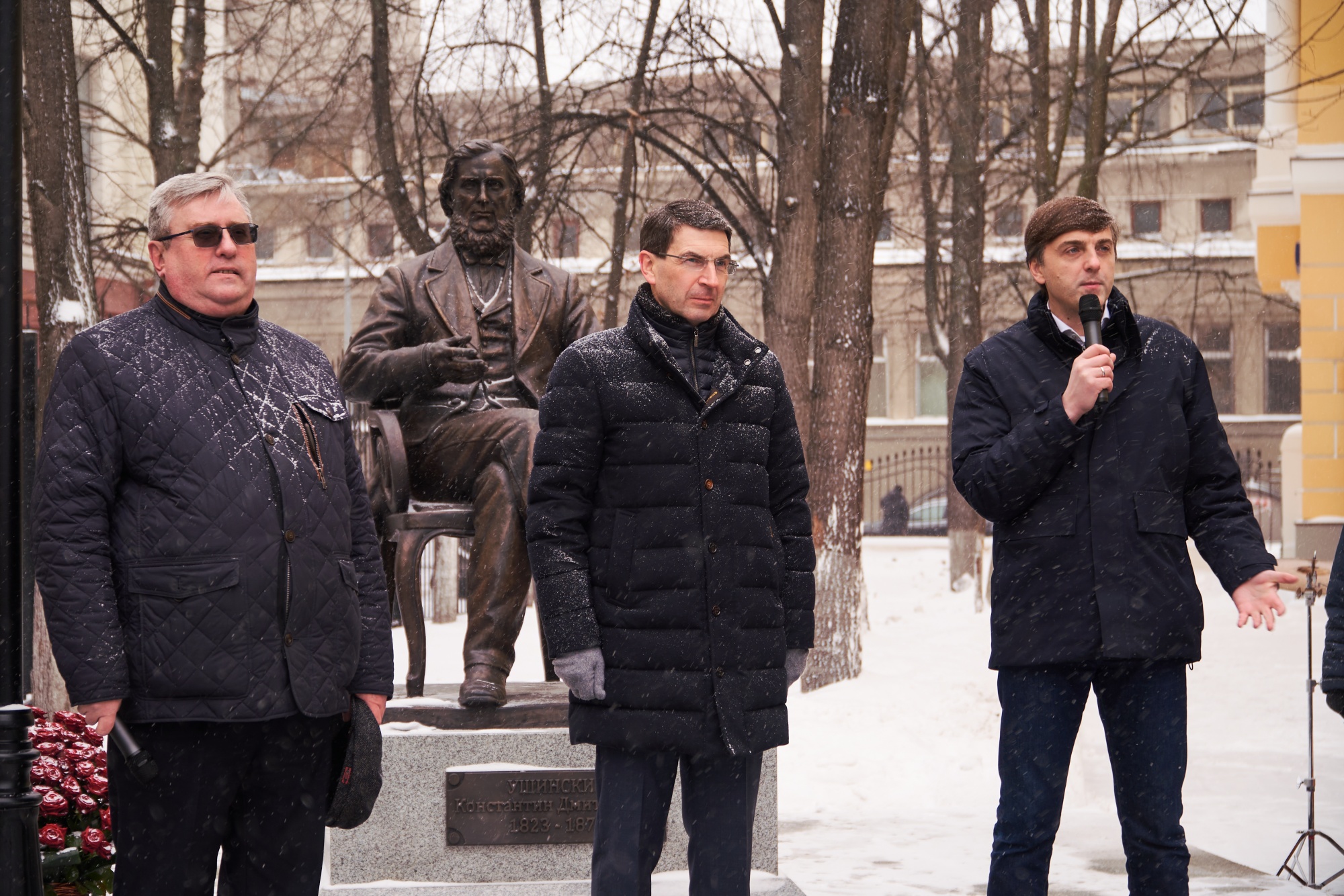 Памятник К.Д. Ушинскому установили возле здания МПГУ в честь 200-летия великого педагога