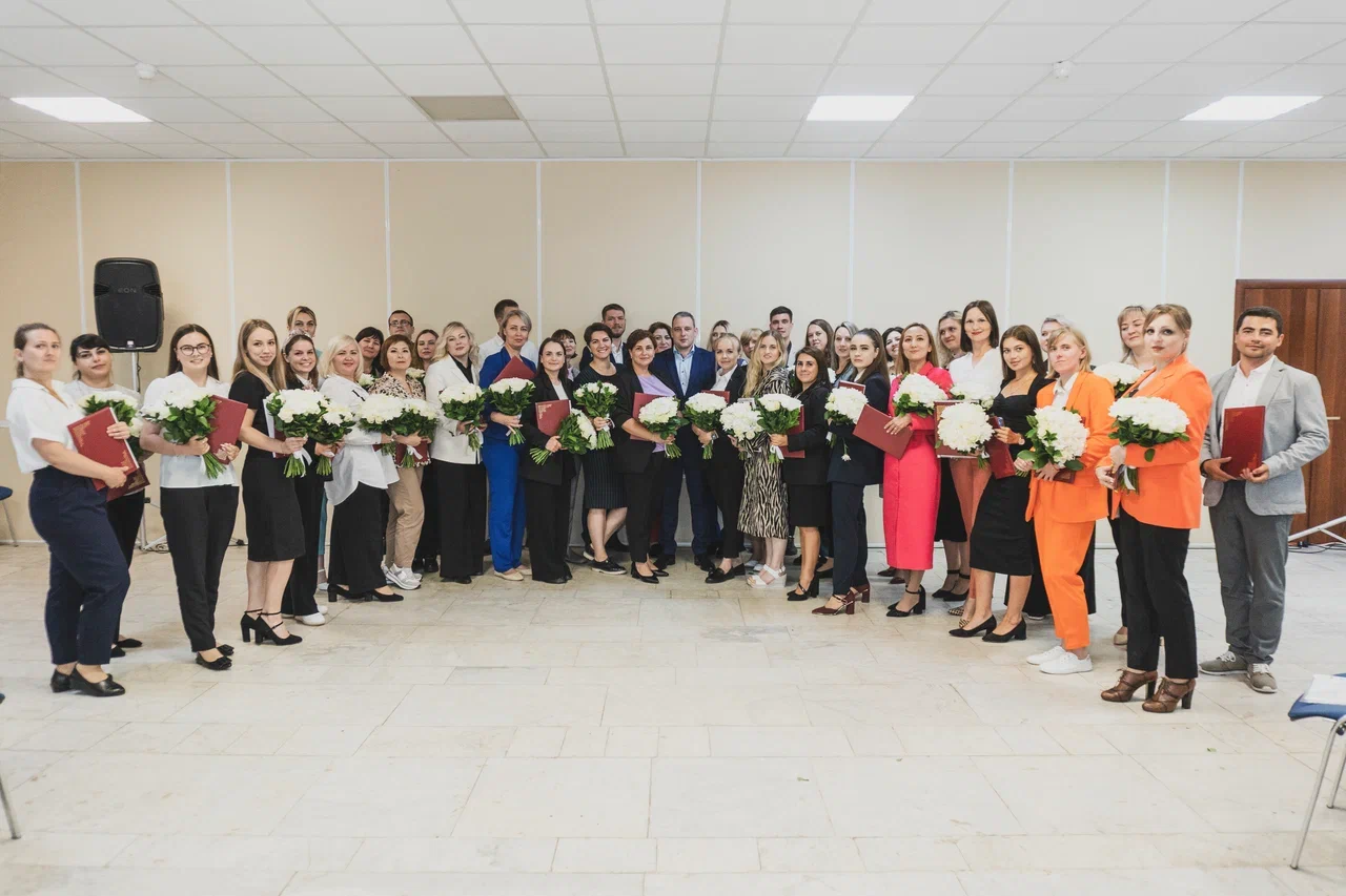 Учителя и молодые педагоги Московской области получили сертификаты на соципотеку