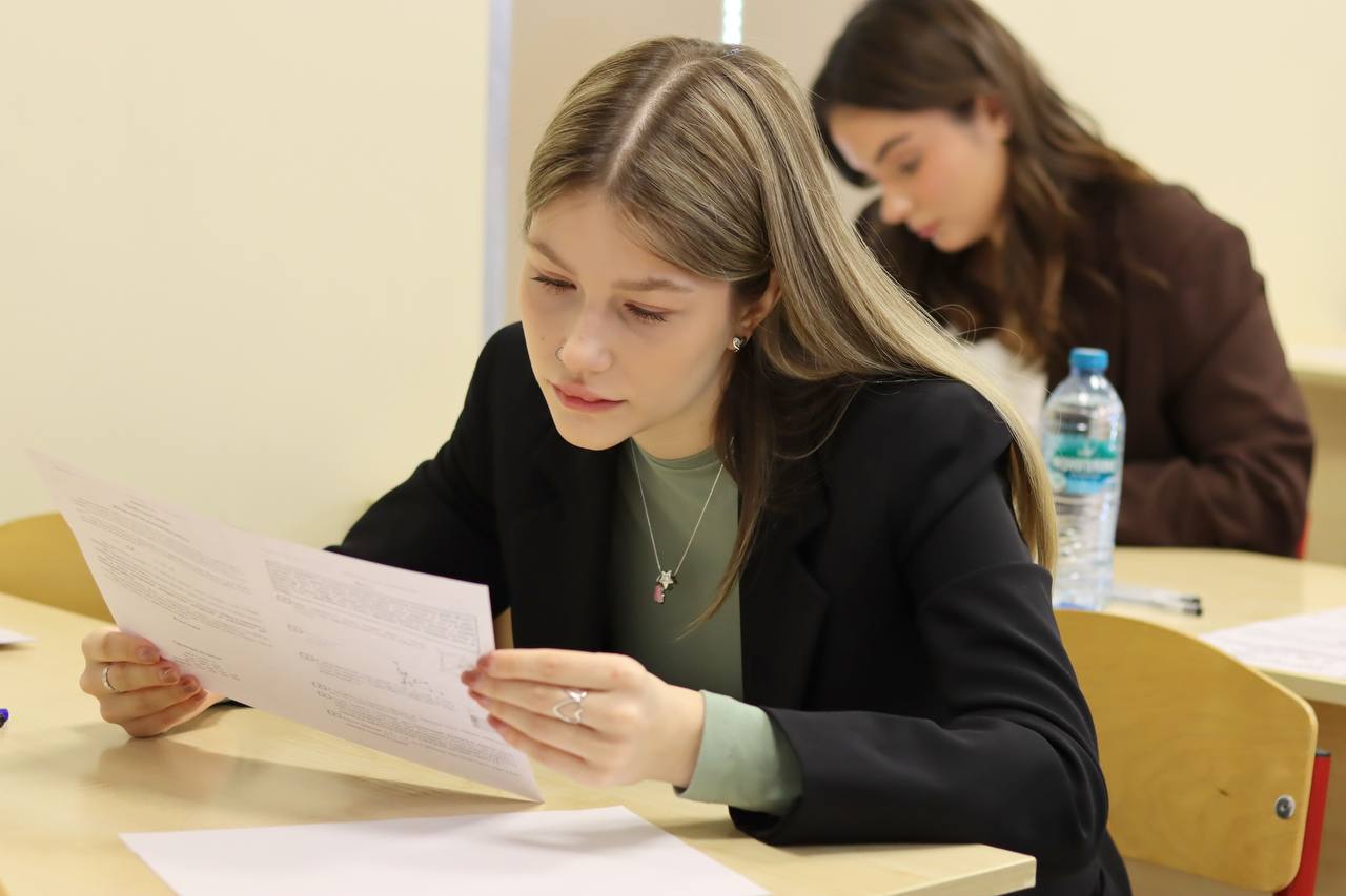 Более 9,5 тысячи выпускников Подмосковья пересдадут ЕГЭ в дополнительные дни